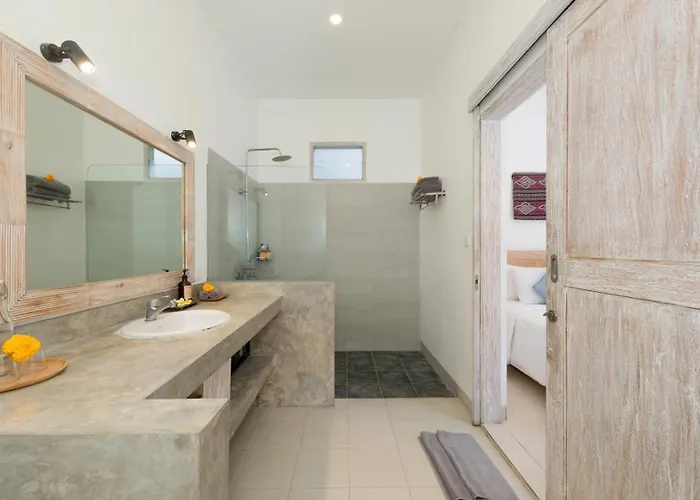 Hiburan 1 By Finder Villa Seminyak (Bali)