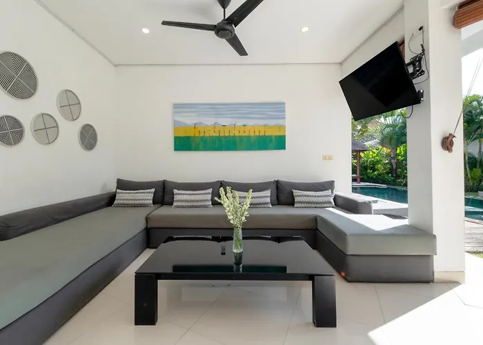 Villa Hiburan 1 By Finder Seminyak (Bali)