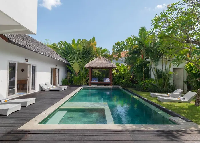 Hiburan 1 By Finder * Seminyak (Bali)